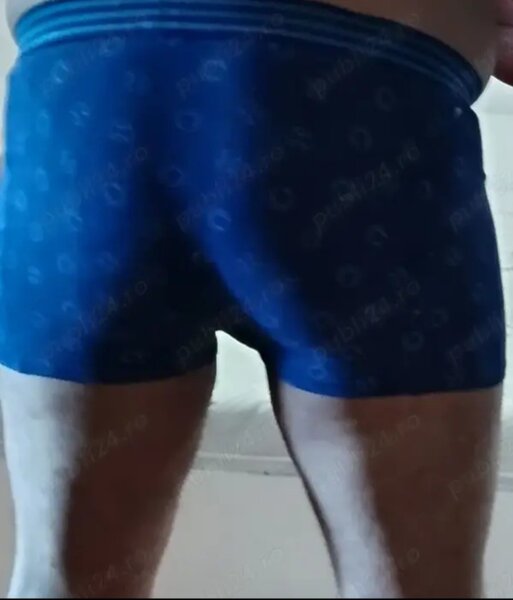 Adrian, bisexual, pentru activi