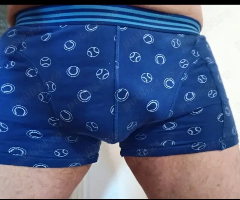 Adrian, bisexual, pentru activi